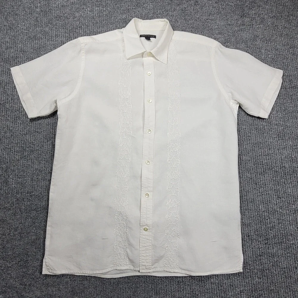 Banana Republic Shirt Mens White 100% Linen Embroidered Guayabera Short Sleeve L